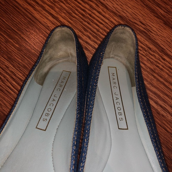 Marc Jacobs Denim Flats with Red Bow - Picture 6 of 7